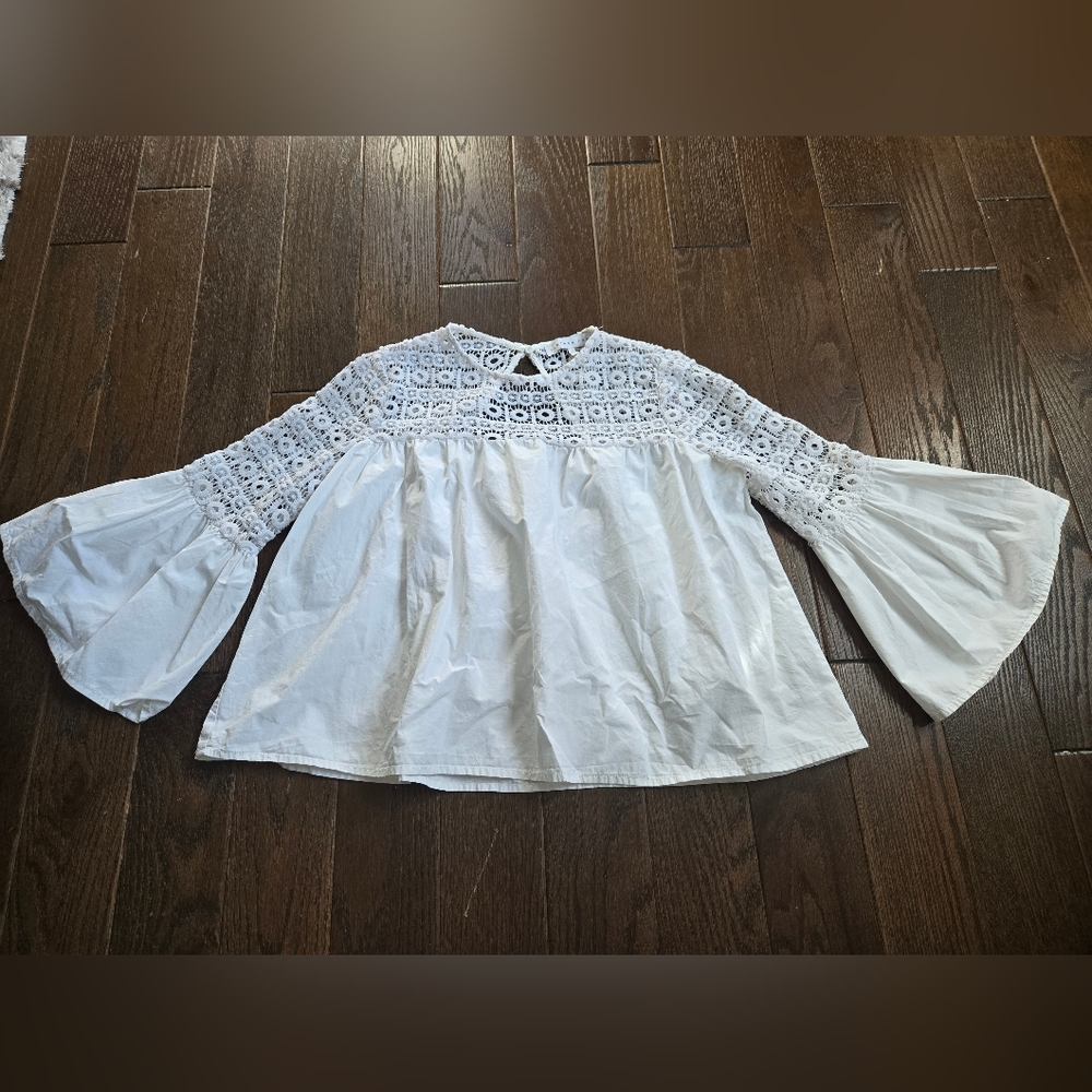 Endless Rose White Lace Bell Sleeve Blouse